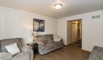 1095 Twilight Dr, North Liberty, IA 52317