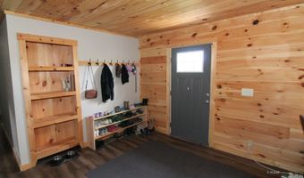 12366 Pleasanton Rd, Athens, OH 45701