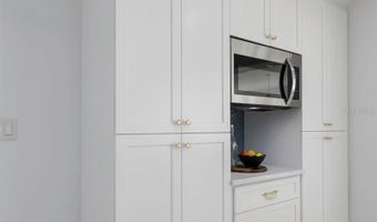 6321 BALBOA Ln, Apollo Beach, FL 33572