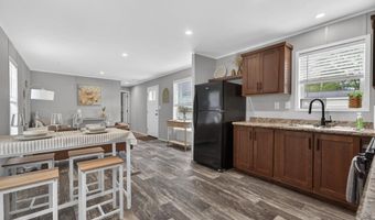 6 Neil Dr, Allenstown, NH 03275