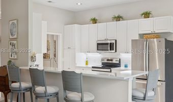 13 Greenwood Dr, Bluffton, SC 29910