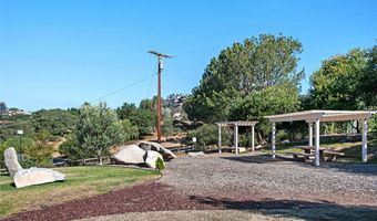 28410 Faircrest Way, Escondido, CA 92026