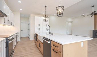 7 JOCKEY Ct, Berlin, MD 21811