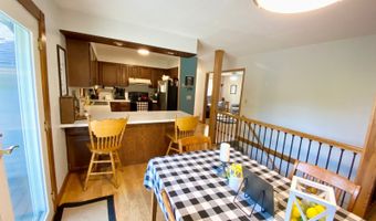 205 5th Ave NW, Bowman, ND 58623
