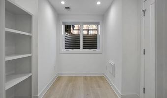 4 R St NW 4, Washington, DC 20001