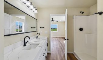 997 Bell Cir, Arlington, WI 53911
