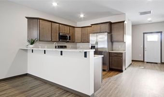 1354 Cypress Ct, Altoona, WI 54720