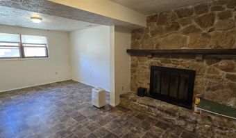 340 E Spring St, Bloomfield, IN 47424