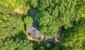 4720 Nirvana Dr, Adrian, MI 49221