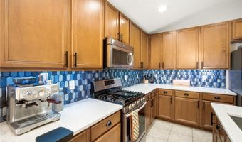 6808 CAMBRIDGE PARK Dr, Apollo Beach, FL 33572