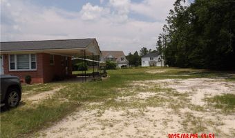 301 W Vinson Ave, Autryville, NC 28318