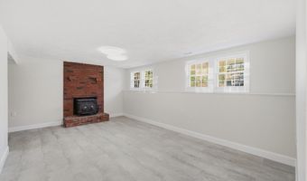 44 Wildbrook Rd, Billerica, MA 01821