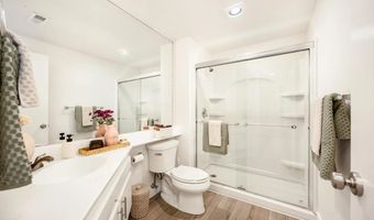 2711 Cypress Hill Rd, Carlsbad, CA 92008