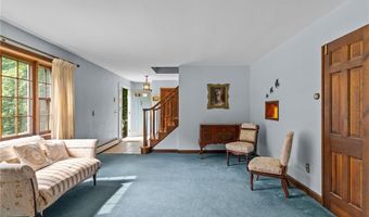 105 Newell Dr, Cumberland, RI 02864