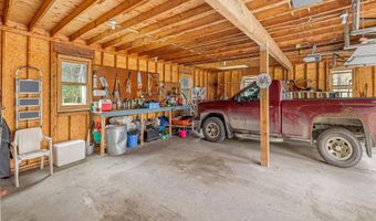 65 Paquette Rd, Bethel, VT 05060