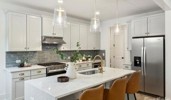 1129 E 35th St, Charlotte, NC 28205