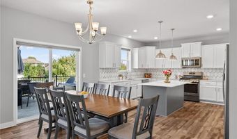 11848 73rd St NE, Albertville, MN 55301