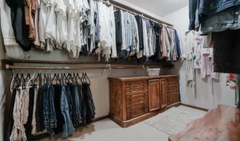 8472 Wagon Boss Rd, Bozeman, MT 59715