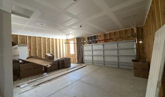 1631 N Magnolia Ct, Andover, KS 67002