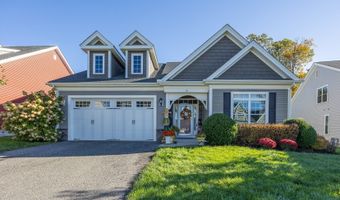 81 Fieldstone Ln 81, Beacon Falls, CT 06403