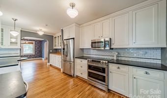 2400 Commonwealth Ave, Charlotte, NC 28205