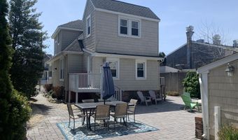 225 Pearl St, Beach Haven, NJ 08008