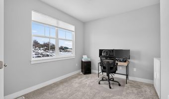 4803 Everest Ave, Ames, IA 50014