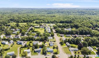 1 Rev Taylor Dr, Ansonia, CT 06401