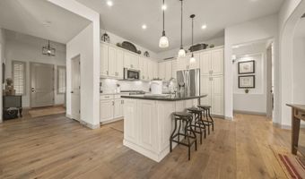 92 ALMARTE Dr, Carefree, AZ 85377