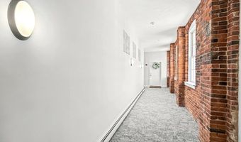 25 Cedar St 14, Amesbury, MA 01913