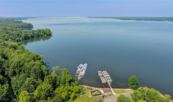 6677 Morningview Dr, Andover, OH 44003