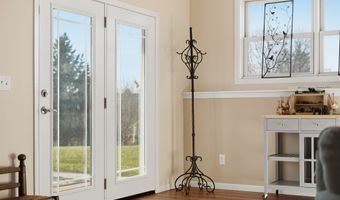 907 S 25th St, Beatrice, NE 68310