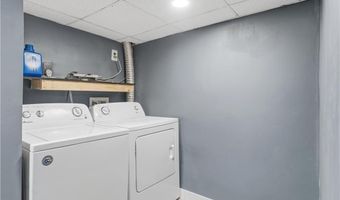 29 Dix Ave, Johnston, RI 02919