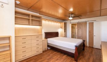 1617 Clark St 801, Honolulu, HI 96822