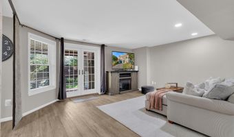 21178 WILDFLOWER Sq, Ashburn, VA 20147