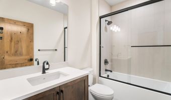 18257 Forestbrook Lp 24, Bend, OR 97707