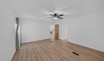 10744 Paradise Shrs, Athens, AL 35611