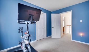 299 Scenic Dr, Blakeslee, PA 18610