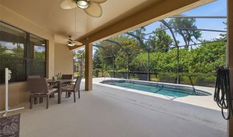 107 SILVER FALLS DR Dr, Apollo Beach, FL 33572
