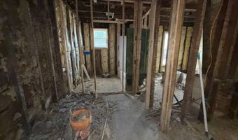 2520 W CHESTNUT Ave, Altoona, PA 16601