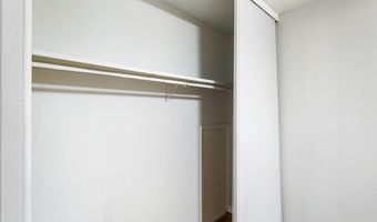 6155 EDSALL Rd B, Alexandria, VA 22304