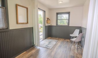 90 Searsport Ave, Belfast, ME 04915