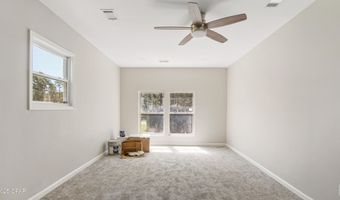 53 Bayshore Dr, Apalachicola, FL 32320