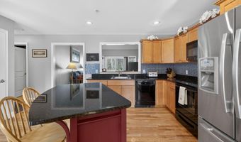 22 Mill Pond Rd 22, Brentwood, NH 03833