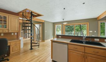 1372 Cramton Ave NE, Ada, MI 49301