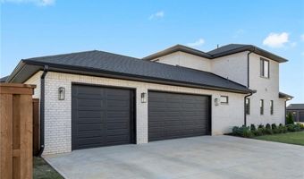 4301 S 87th Pl, Bentonville, AR 72713