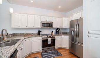 202 Dobbs St C, Atlantic Beach, NC 28512