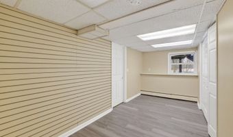 30 Tanglewood Dr, Alloway, NJ 07422