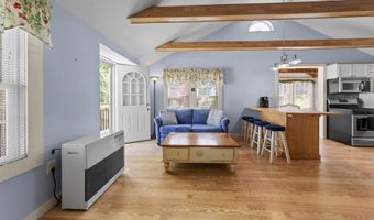 65 Lakeview Ave, Bristol, NH 03222