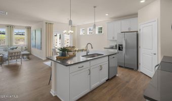 429 Thistle Meadow Ln, Aberdeen, NC 28315